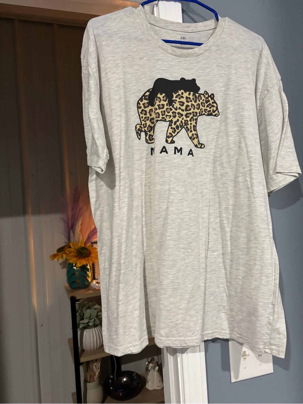Grey 'Mama' Leopard Bear Graphic Tee